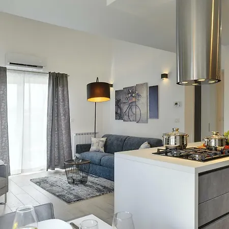 Gallery Apartment *